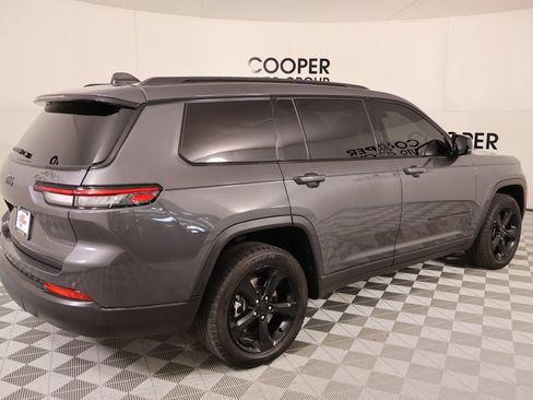Used 2021 Jeep Grand Cherokee L Laredo AWD/4WD image 22