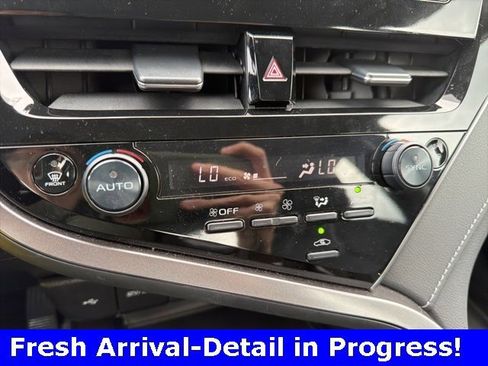 Used 2024 Toyota Camry SE image 7
