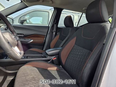 Used 2024 Nissan Kicks SR FWD image 6