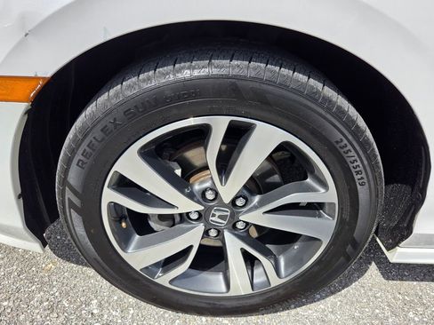 Certified 2023 Honda Odyssey Touring image 20
