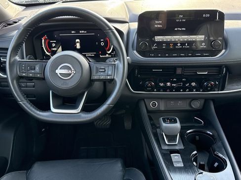 Used 2023 Nissan Rogue Platinum w/ Platinum Premium Package AWD/4WD image 4
