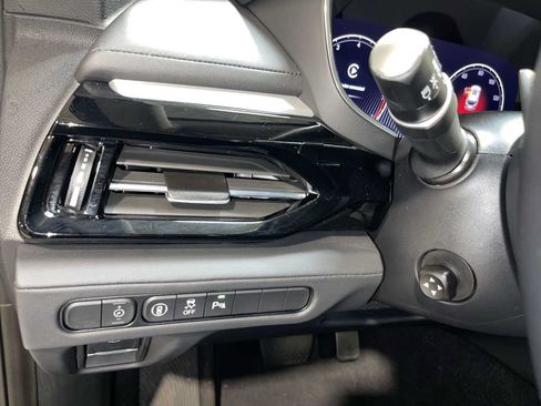 Used 2025 Acura MDX w/ Technology Package AWD/4WD image 24