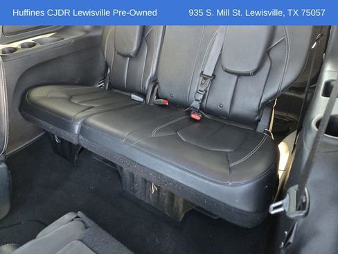 Certified 2021 Chrysler Pacifica Touring-L w/ S Appearance Package image 31