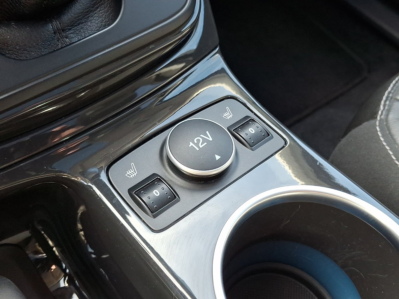 Used 2014 Ford Escape Titanium w/ Equipment Group 401A FWD image 25