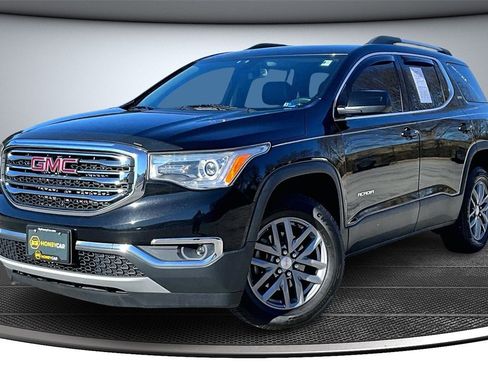 Used 2019 GMC Acadia SLT image 3