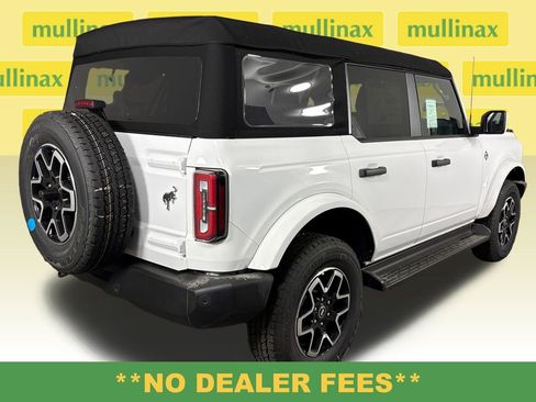 New 2026 Ford Bronco Outer Banks AWD/4WD image 4