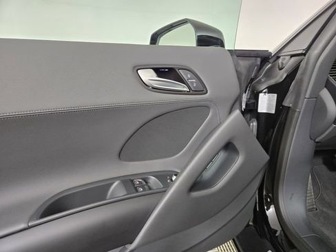 Used 2015 Audi R8 V8 AWD/4WD image 17