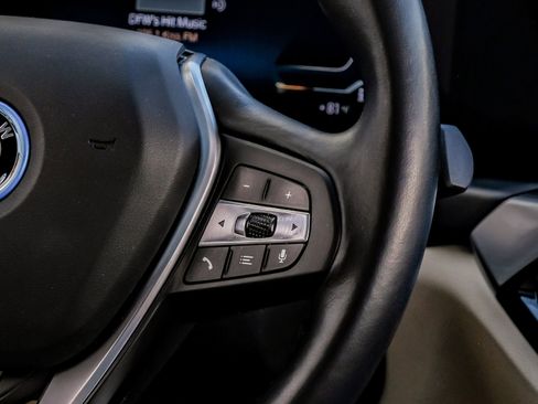 Used 2023 BMW i4 eDrive35 w/ Premium Package image 17