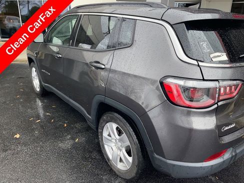 Used 2022 Jeep Compass Latitude image 6