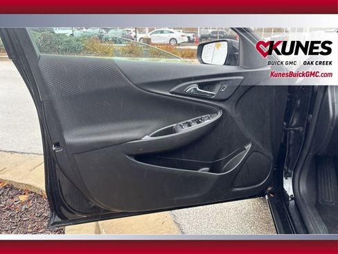 Used 2024 Chevrolet Malibu LT image 8