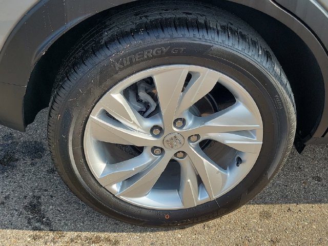 Used 2025 Buick Encore GX Preferred w/ Comfort Package FWD image 32