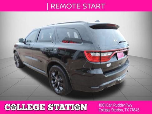 Used 2023 Dodge Durango R/T RWD image 6