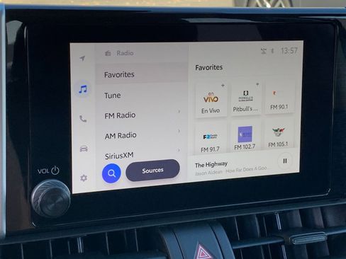 Used 2025 Toyota RAV4 LE image 21