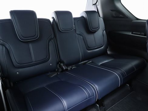 New 2026 INFINITI QX80 4WD w/ Sport Exterior Package image 41