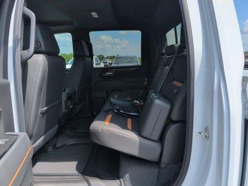 New 2026 GMC Sierra 3500 AT4 w/ AT4 Premium Plus Package AWD/4WD image 31
