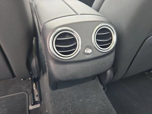 Used 2023 Mercedes-Benz E 450 4MATIC Sedan image 16