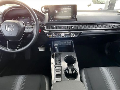 Used 2025 Honda Civic Sport image 16