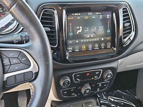 Used 2018 Jeep Compass Limited w/ Navigation Group FWD image 27
