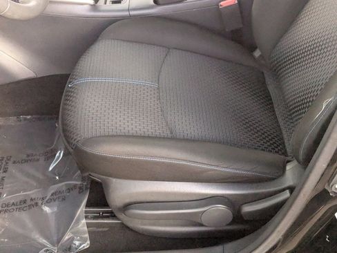 Used 2017 Nissan Sentra SR image 28