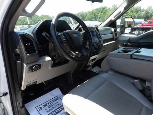 Used 2018 Ford F450 XL RWD image 28