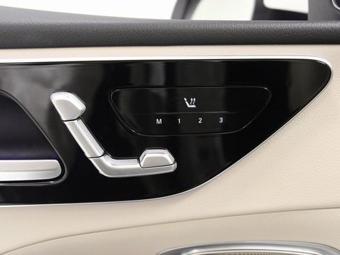 Certified 2025 Mercedes-Benz C 300 4MATIC Sedan image 23