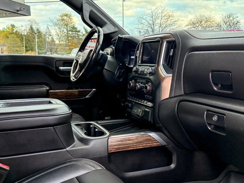 Used 2019 Chevrolet Silverado 1500 High Country image 15
