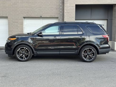 Used 2014 Ford Explorer Sport w/ Equipment Group 401A AWD/4WD image 2