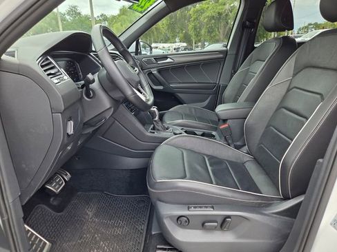 Used 2022 Volkswagen Tiguan SEL R-Line AWD/4WD image 15
