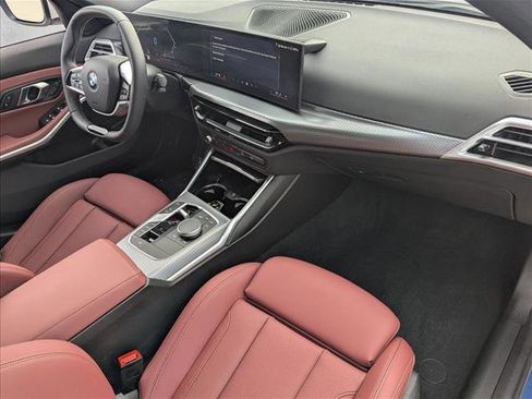 Certified 2025 BMW 330i Sedan w/ Convenience Package image 23