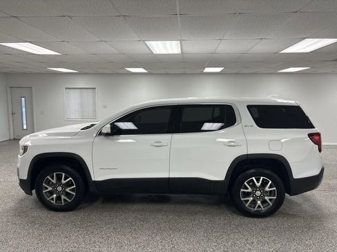 Used 2023 GMC Acadia SLE image 5