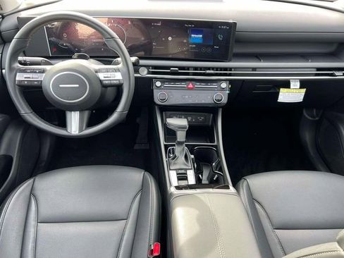 Certified 2025 Hyundai Tucson SEL image 14