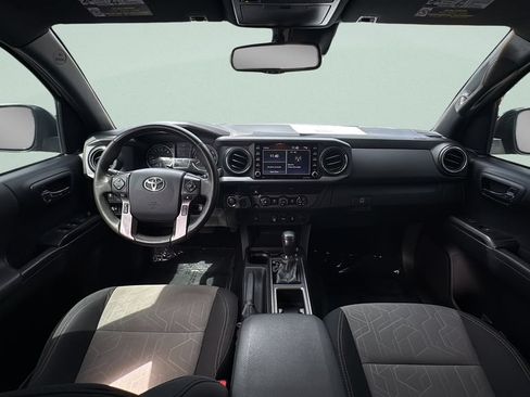 Used 2020 Toyota Tacoma TRD Sport RWD image 11
