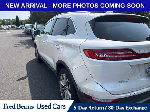 Used 2018 Lincoln MKC Select w/ Select Plus Package AWD/4WD image 4