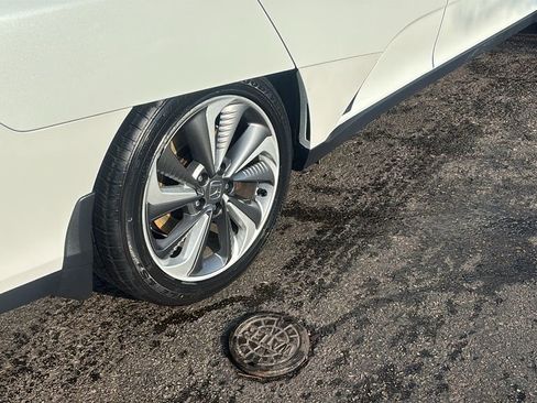 Used 2018 Honda Clarity Plug-In Hybrid image 8