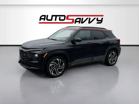 Used 2025 Chevrolet TrailBlazer RS w/ Convenience Package FWD image 3
