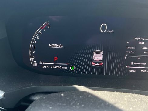 Used 2023 Acura MDX SH-AWD image 10