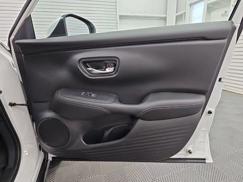 New 2027 Honda HR-V EX-L image 37