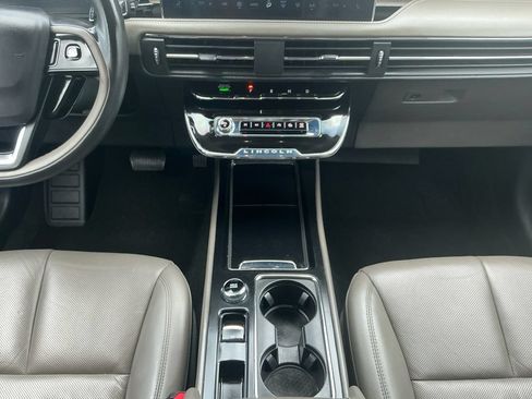 Certified 2024 Lincoln Corsair Reserve FWD image 20