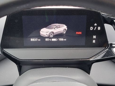 Used 2024 Volkswagen ID.4 2WD image 11