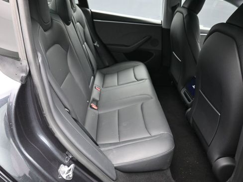 Used 2025 Tesla Model 3 Long Range image 26