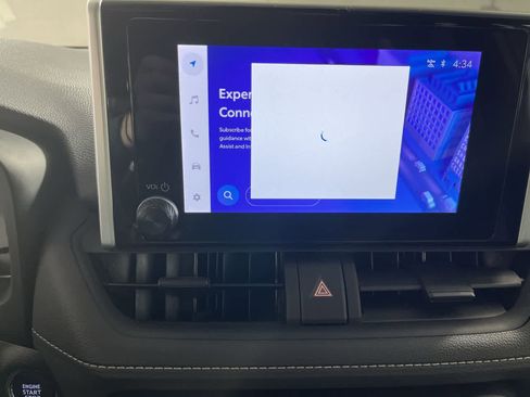 Used 2025 Toyota RAV4 XLE image 18