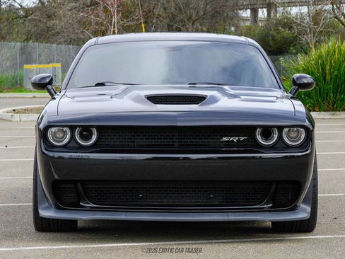 Used 2016 Dodge Challenger SRT Hellcat image 13