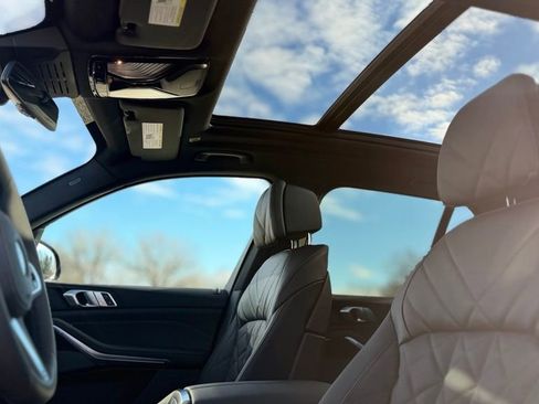 New 2026 BMW X5 xDrive40i w/ M Sport Package image 17