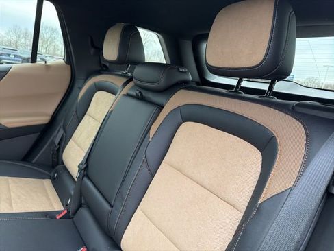 New 2026 Chevrolet Equinox ACTIV w/ LPO, Floor Liner Package FWD image 22