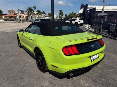 Used 2020 Ford Mustang Premium RWD image 7