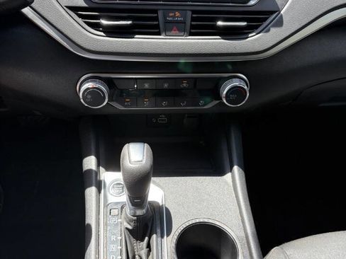 Used 2022 Nissan Altima 2.5 S image 8