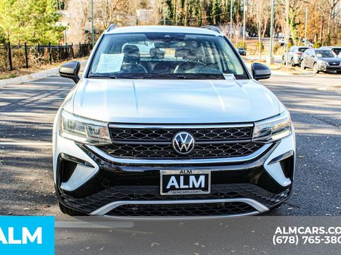 Used 2024 Volkswagen Taos S image 10