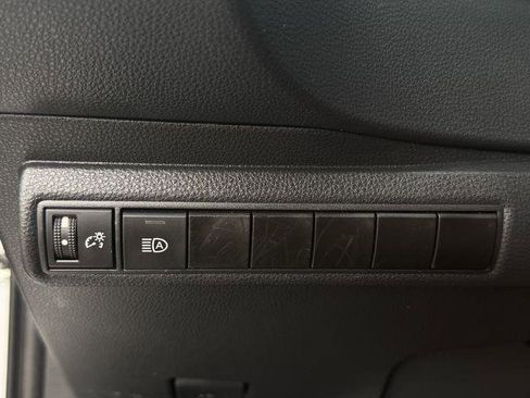 Certified 2023 Toyota Corolla LE FWD image 18