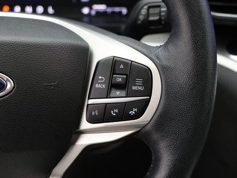 Used 2022 Ford Explorer XLT w/ Equipment Group 202A image 22