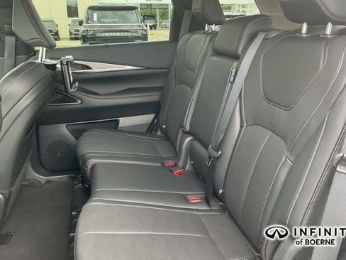 New 2026 INFINITI QX60 Luxe w/ Family Package image 27
